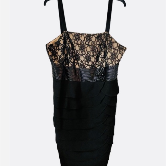 Jessica Howard Dresses & Skirts - Jessica Howard Black Lace Dress Size 12 NWOT